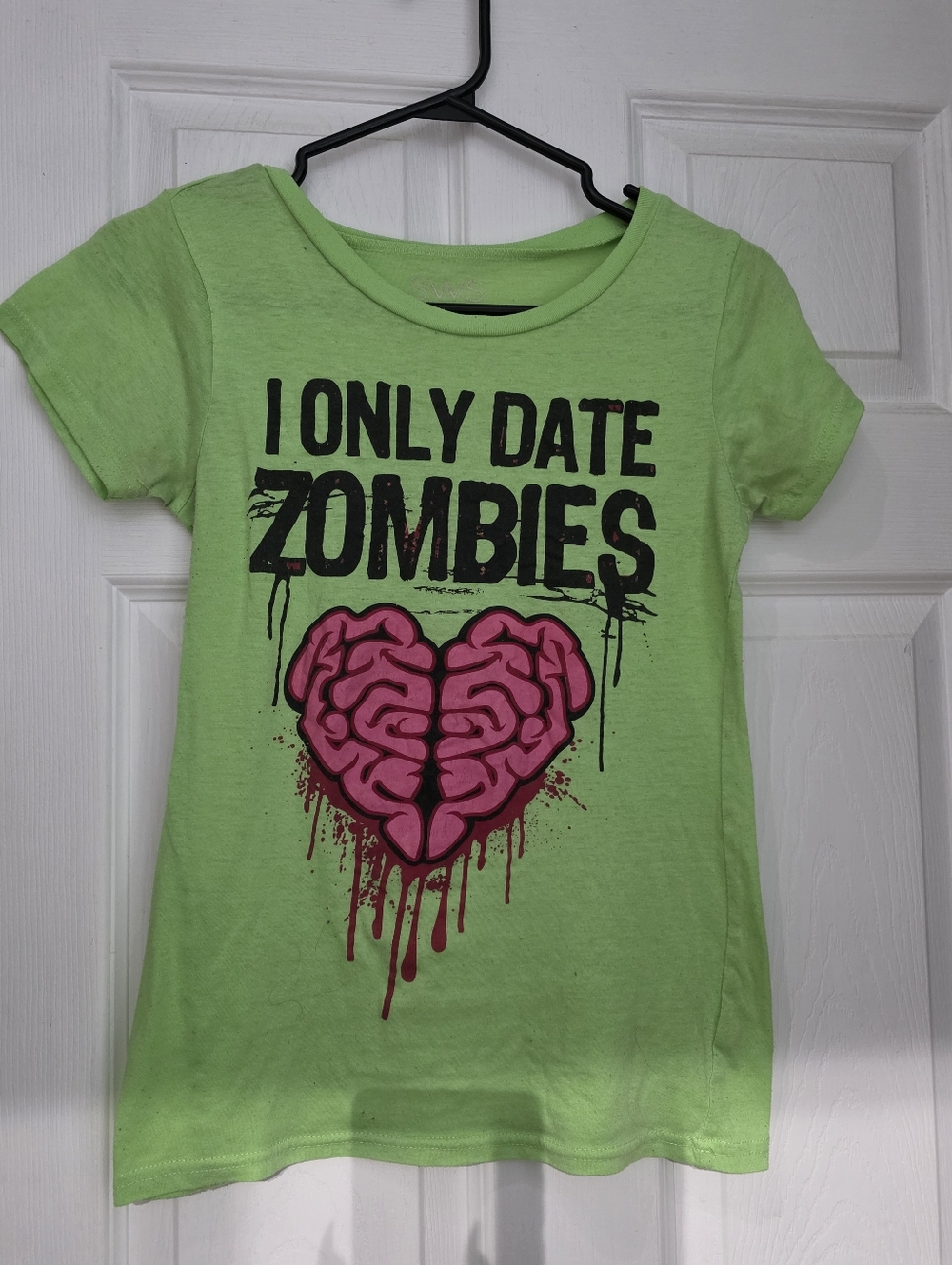 SWS "I Only Date Zombies" Neon Green Graphic Tee - Horror Vibes - Size Small